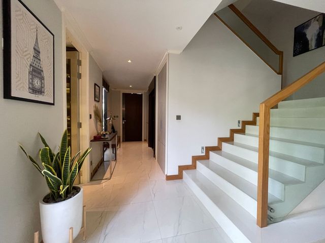 place photo 65