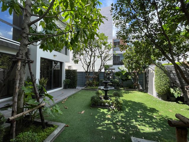 place photo 69