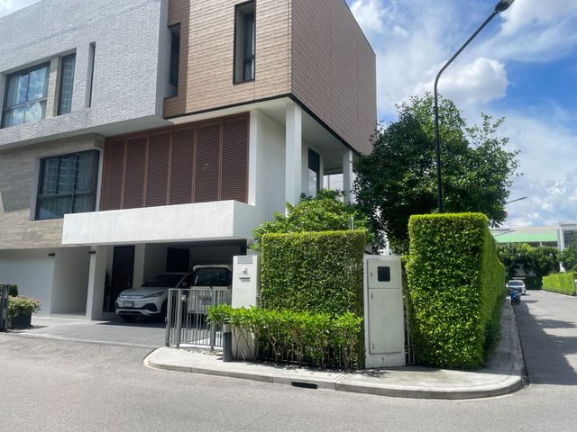 place photo 78