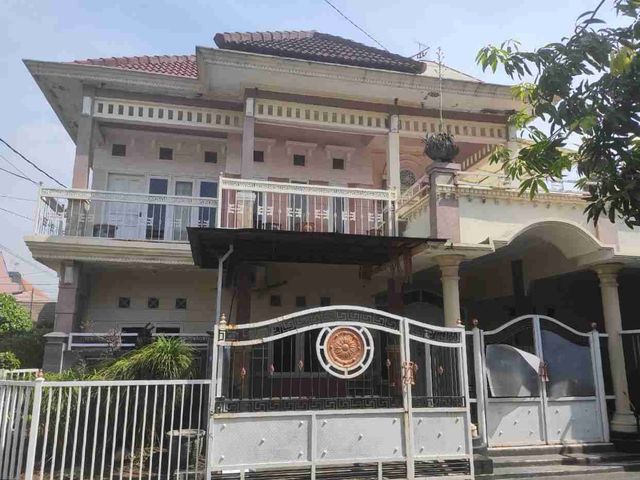 HOT ITEM* 🔥
🏕️ *Rumah Sidoarjo*
📍 *Delta Sari Baru*