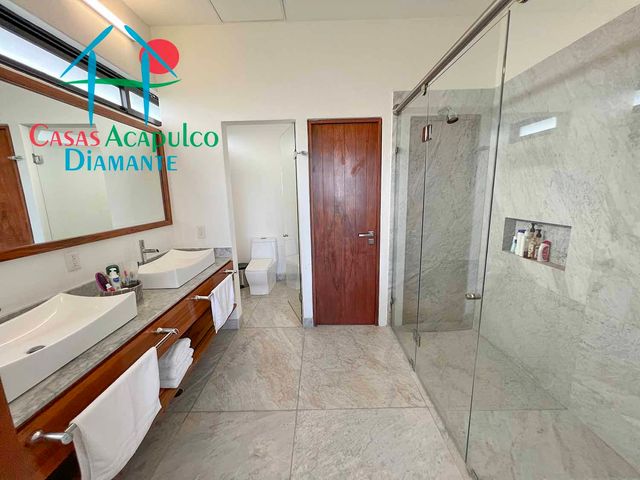 place photo 46
