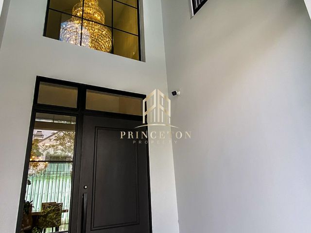 place photo 48