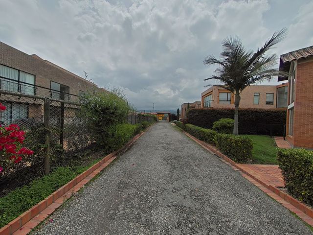 place photo 43