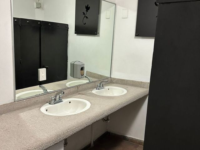place photo 19