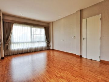 place photo 49