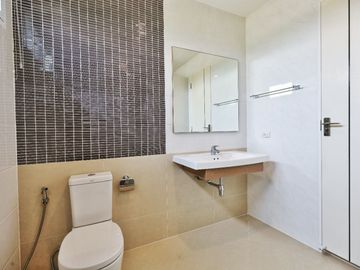 place photo 53