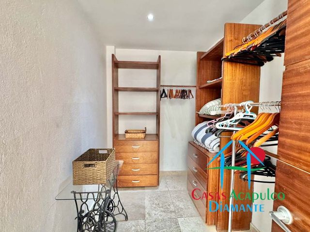 place photo 48