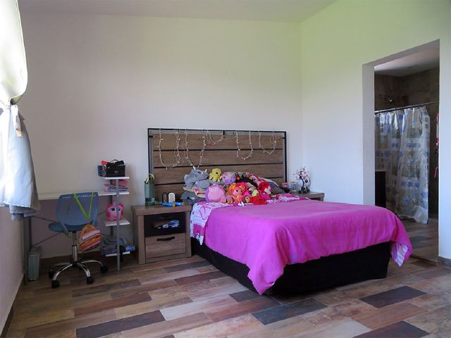 place photo 52