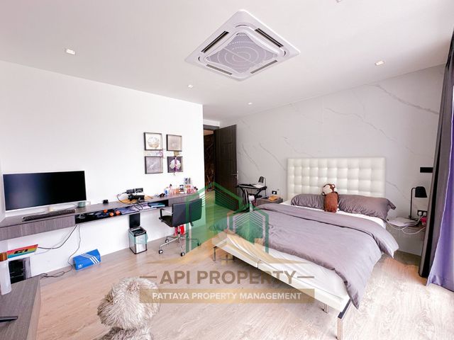 place photo 75