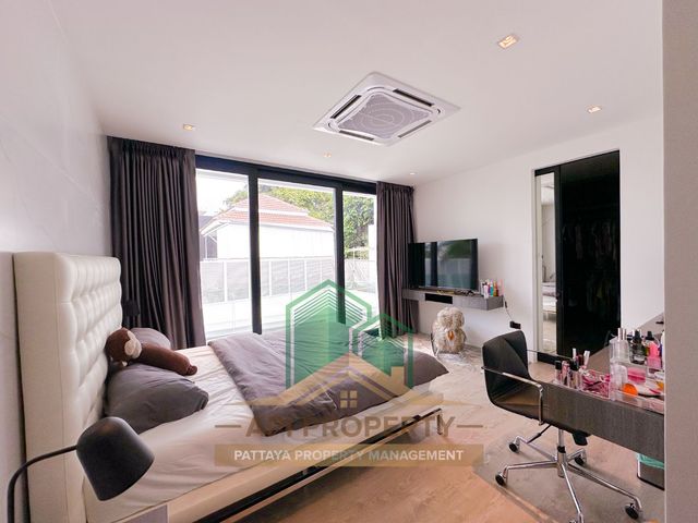 place photo 73