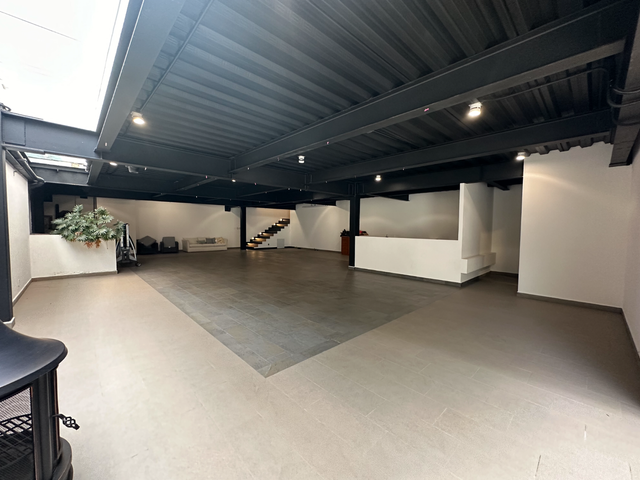 place photo 64