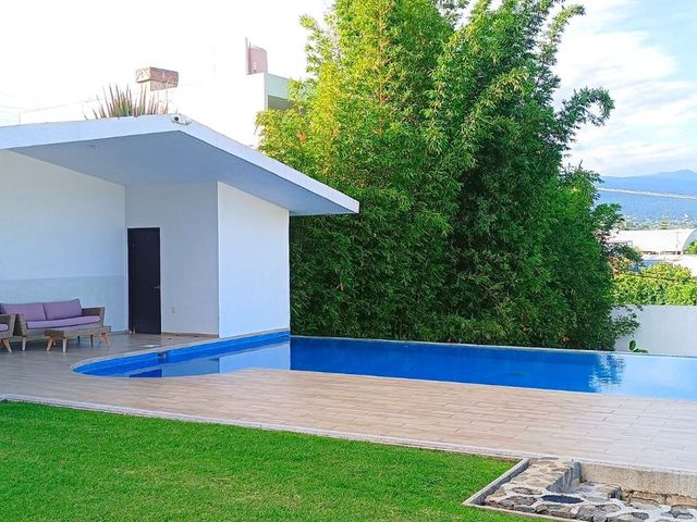 place photo 63