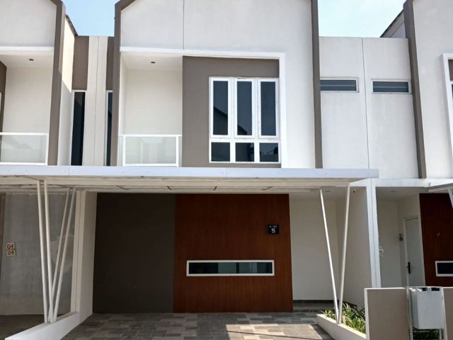 Dijual Rumah mewah, lokasi strategis at Vila Bogor Indah 6 strategis siap huni