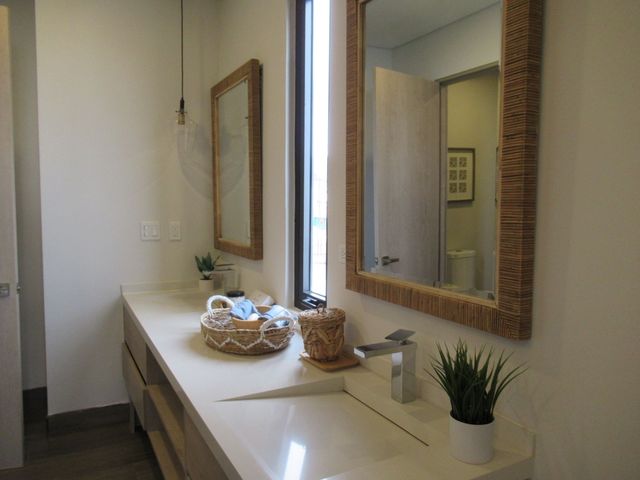 place photo 36