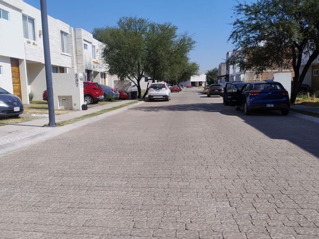 place photo 44