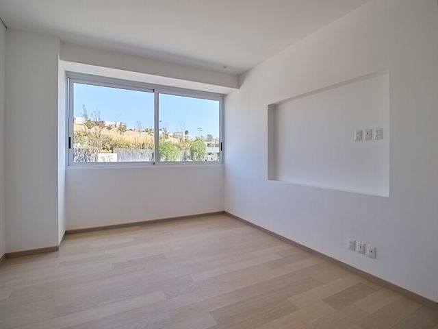 place photo 63