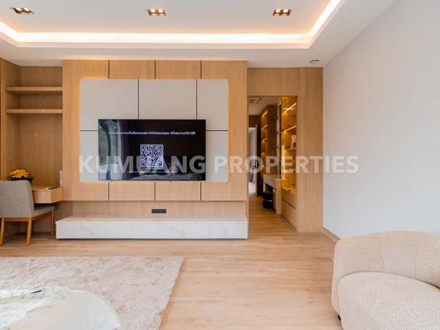 place photo 80