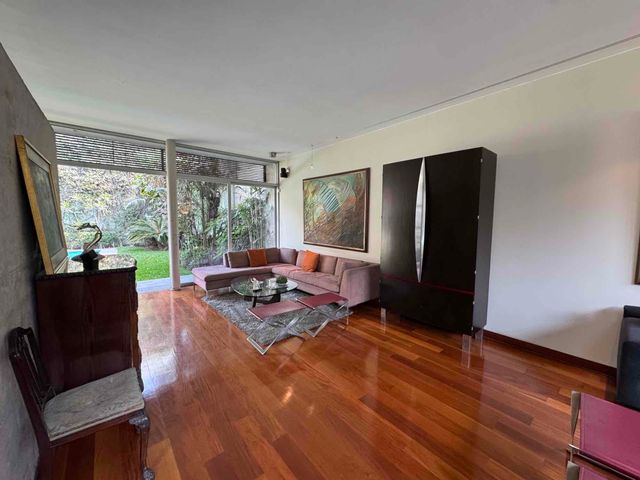 place photo 48