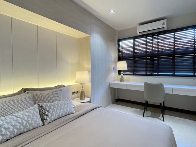place photo 49