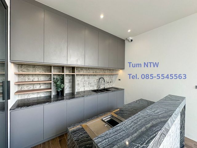 place photo 76