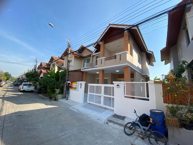 place photo 51