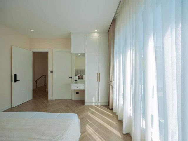 place photo 63