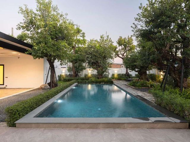 place photo 76