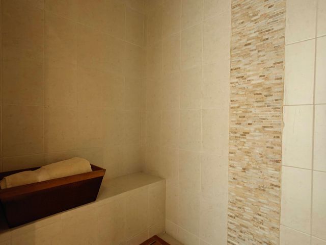 place photo 65