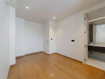 place photo 48