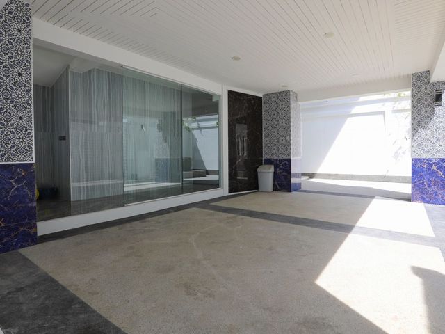 place photo 49