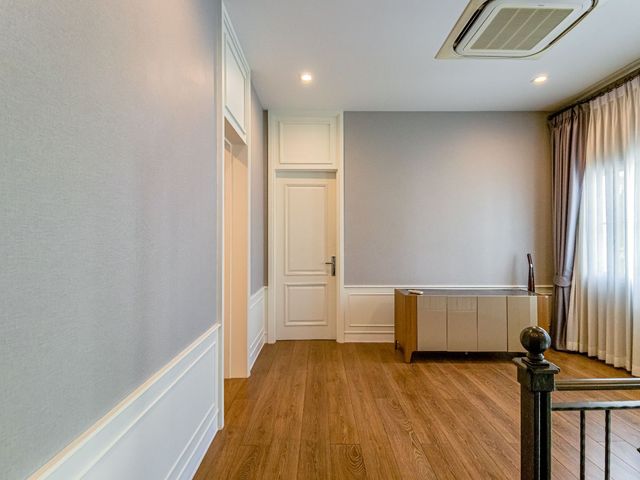 place photo 56