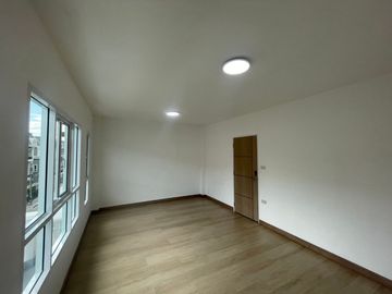 place photo 50