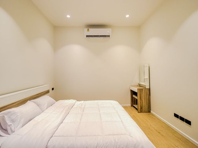 place photo 56