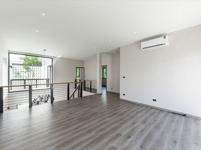 place photo 47