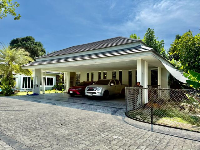place photo 67