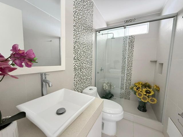 place photo 75
