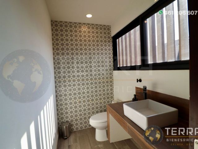 place photo 60