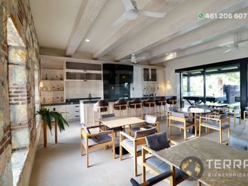 place photo 81