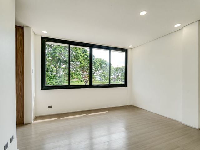 place photo 62
