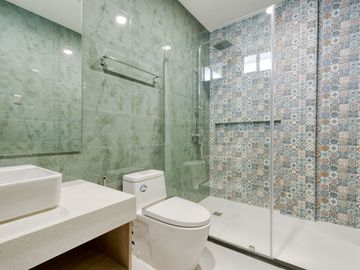 place photo 64