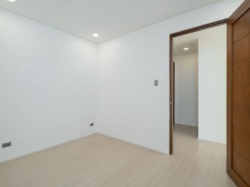 place photo 66