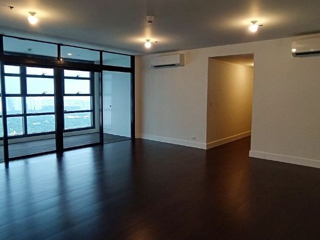 3 Bedroom for Lease Garden Towers Makati