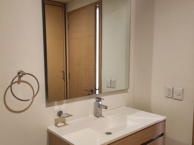 place photo 48