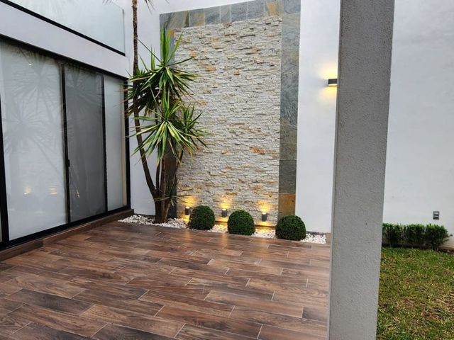 place photo 44