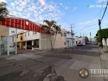 place photo 25