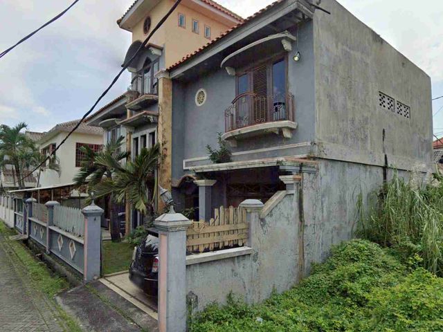 Segera Lelang* 🔥
🏕️ *Rumah Sidoarjo* 
📍 *Jalan Stadion 3, Kemiri