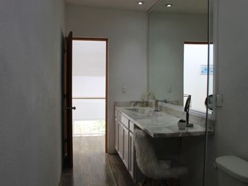 place photo 80