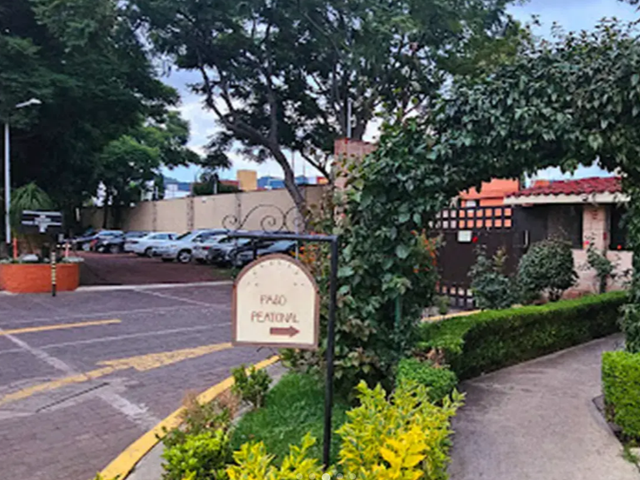 place photo 16