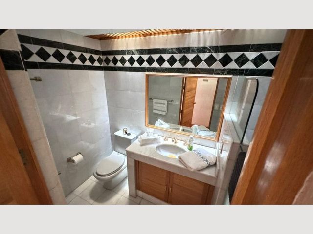place photo 48