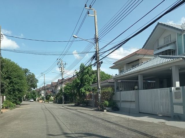 place photo 49